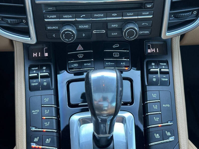 2014 Porsche Cayenne
