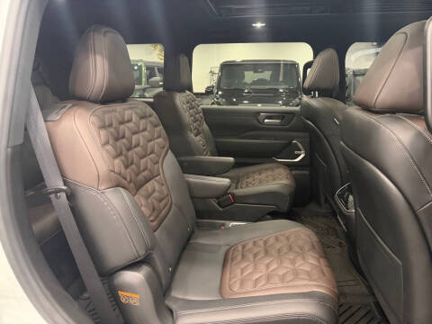 2025 Nissan Armada Platinum Reserve