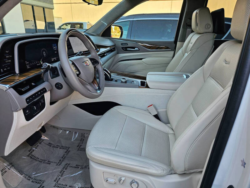 2024 Cadillac Escalade Sport Platinum