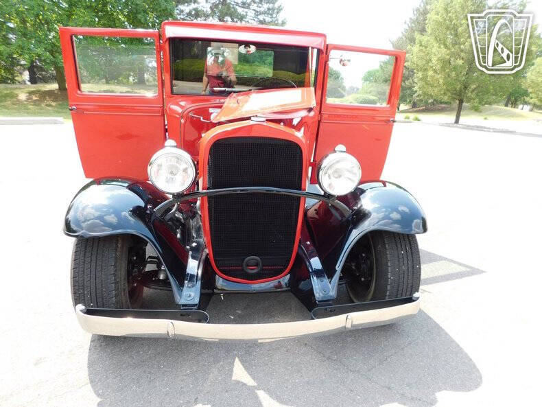 1933 Chevrolet Apache
