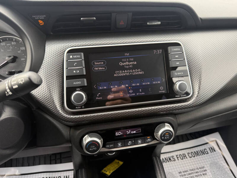 2020 Nissan Kicks SV