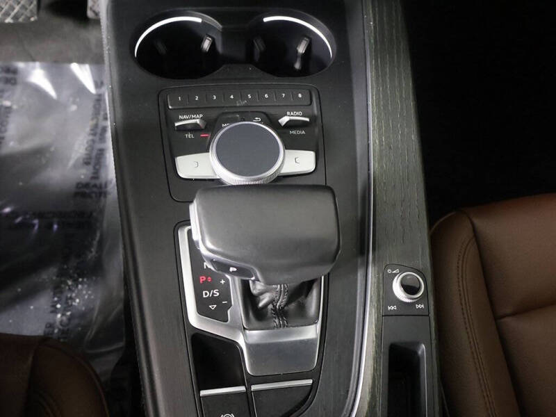 2019 Audi A4 quattro Premium Plus 45 TFSI