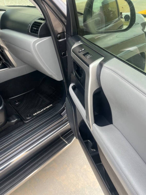2013 Toyota 4Runner SR5