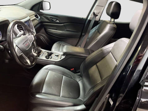 2022 GMC Acadia SLT