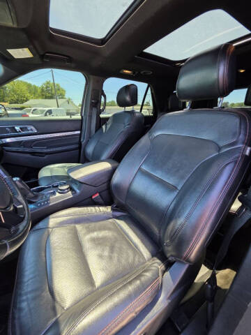 2017 Ford Explorer Sport