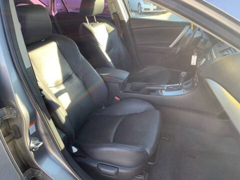 2010 Mazda MAZDA3 s Grand Touring