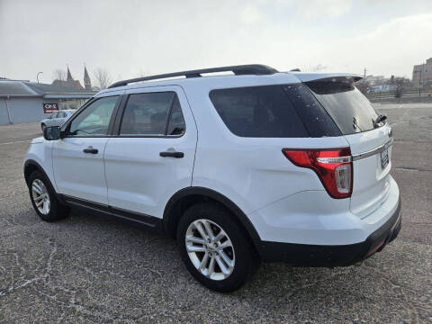 2015 Ford Explorer