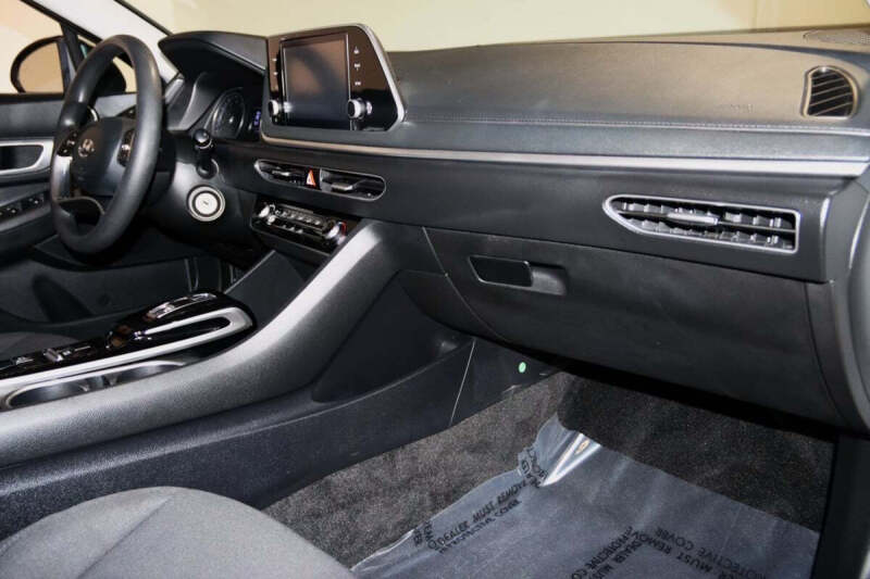 2023 Hyundai Sonata SE