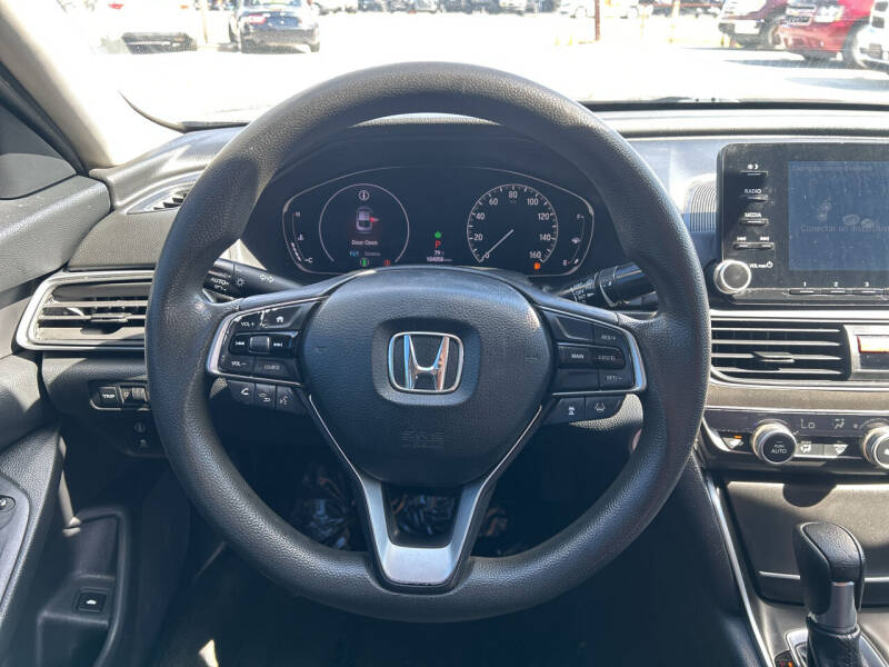 2018 Honda Accord LX photo 11