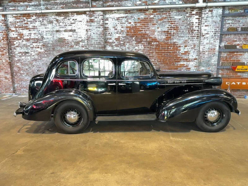 1936 Oldsmobile F-36