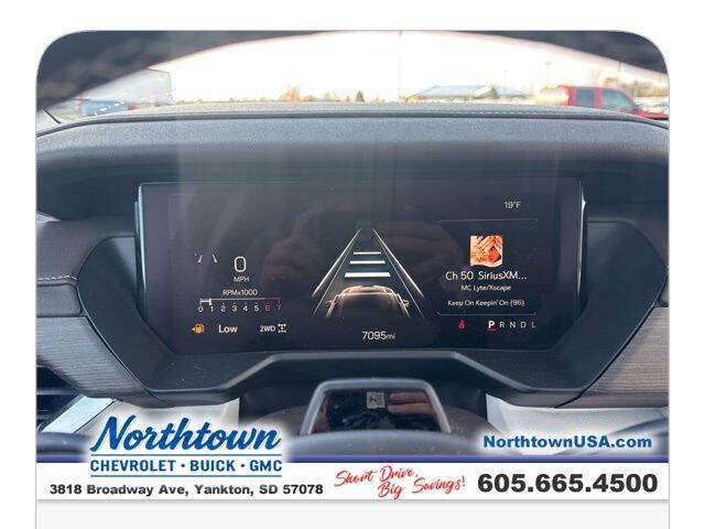 2025 GMC Acadia Denali