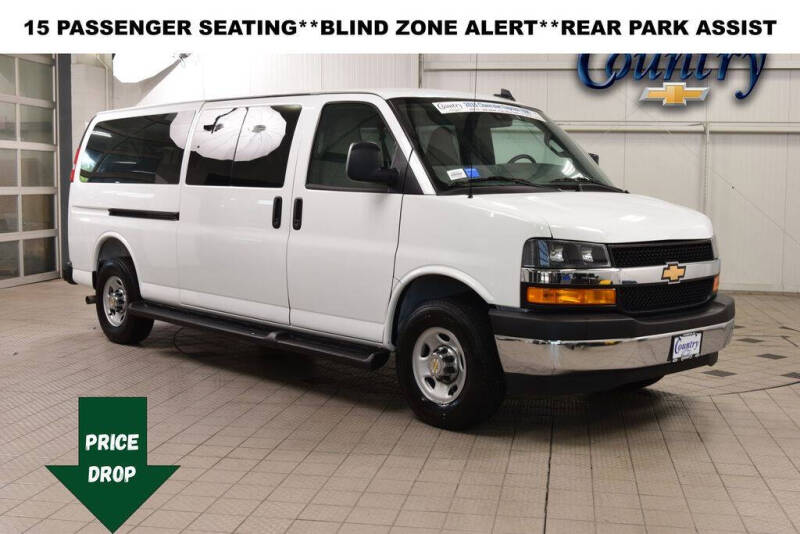2025 Chevrolet Express LT 3500