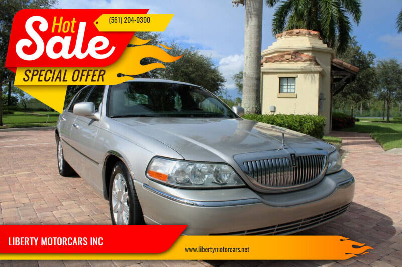 2009 Lincoln Town Car for sale at LIBERTY MOTORCARS INC in Royal Palm Beach FL
