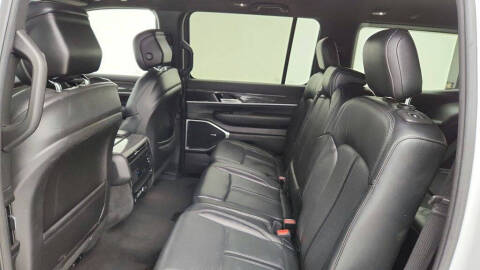 2022 Jeep Wagoneer Series II