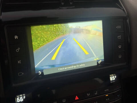 2017 Jaguar XE 25t Premium