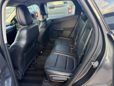 2020 Ford Escape SEL