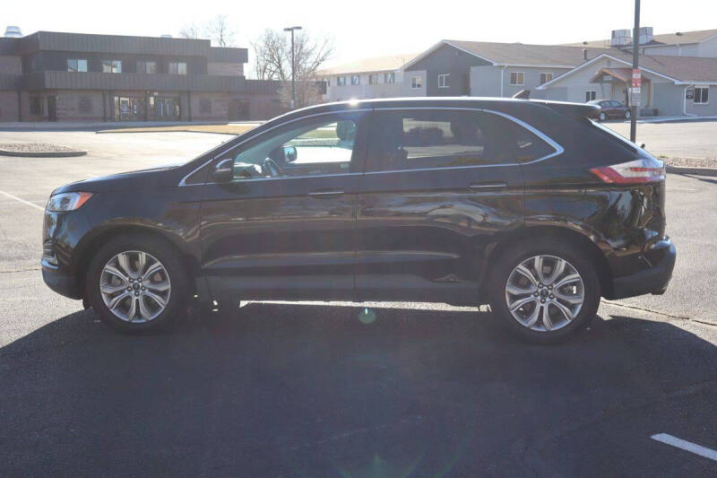 2022 Ford Edge Titanium