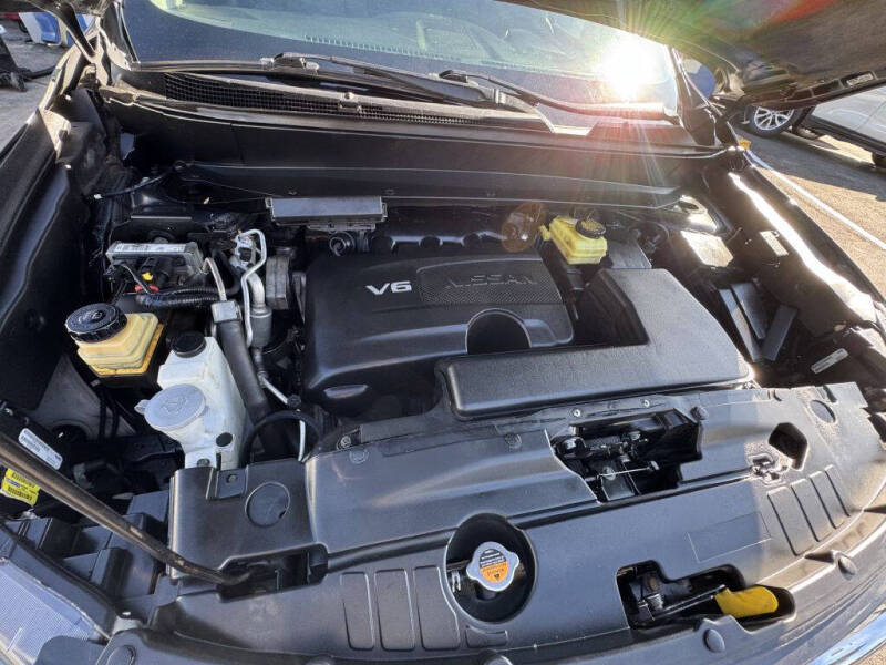 2017 Nissan Pathfinder S