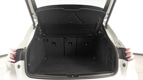 2016 Porsche Macan Turbo