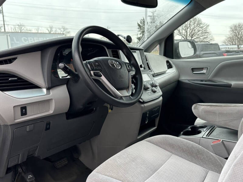2015 Toyota Sienna
