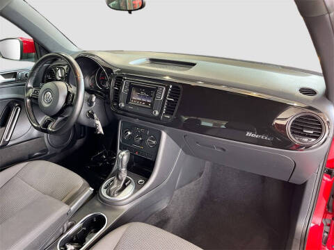 2019 Volkswagen Beetle 2.0T S