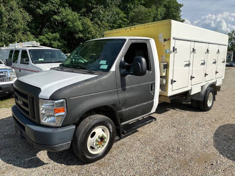 2017 Ford E-Series E-450 SD