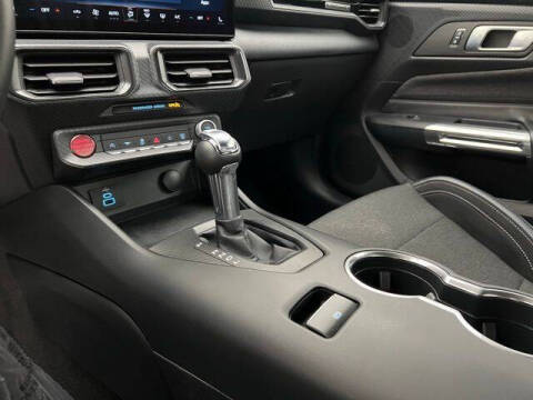 2024 Ford Mustang EcoBoost