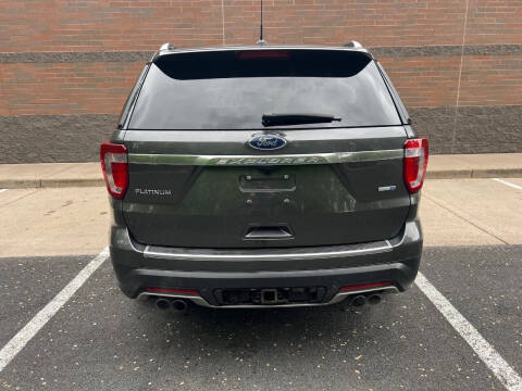 2018 Ford Explorer Platinum