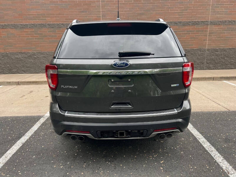 2018 Ford Explorer Platinum