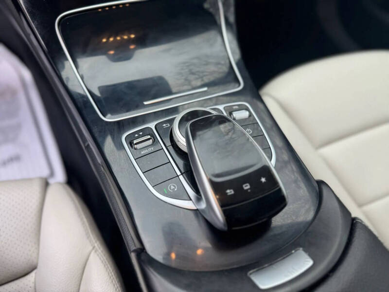 2015 Mercedes-Benz C-Class C 300