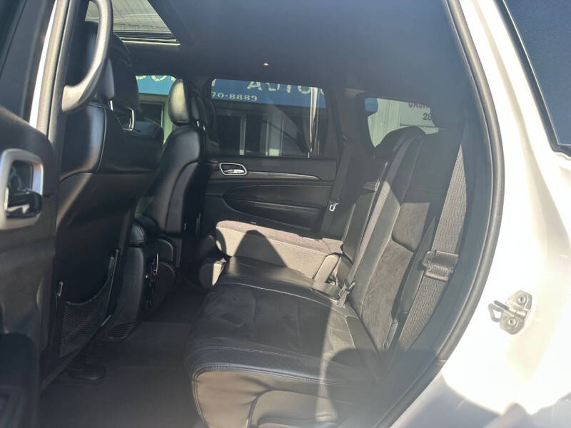 2018 Jeep Grand Cherokee Laredo