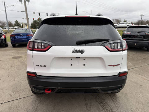 2020 Jeep Cherokee Trailhawk
