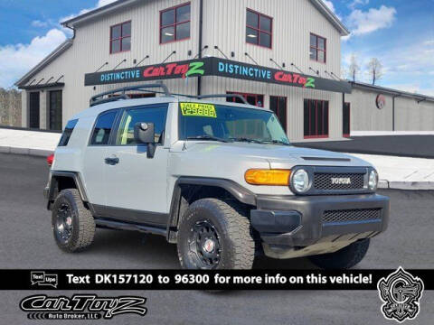 2013 Toyota FJ Cruiser for sale at Distinctive Car Toyz in Egg Harbor Township NJ