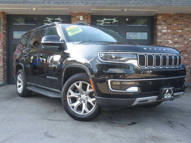 2022 Jeep Wagoneer