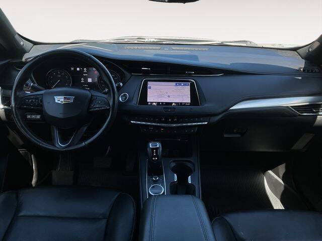 2019 Cadillac XT4 Premium Luxury