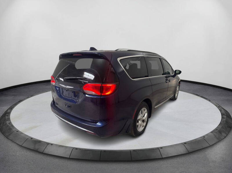 2018 Chrysler Pacifica Touring L Plus