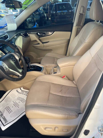 2016 Nissan Rogue SL