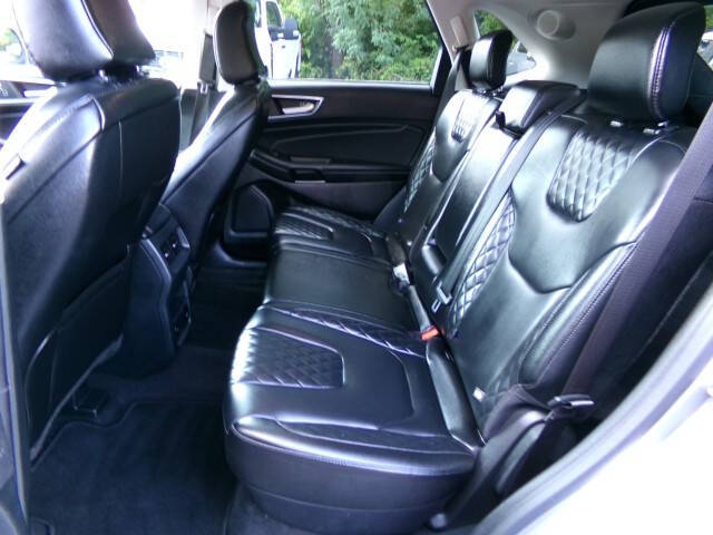 2023 Ford Edge Titanium