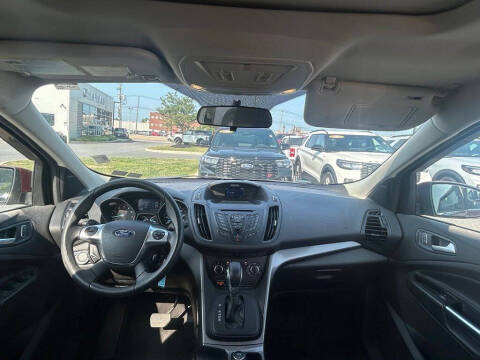 2015 Ford Escape SE