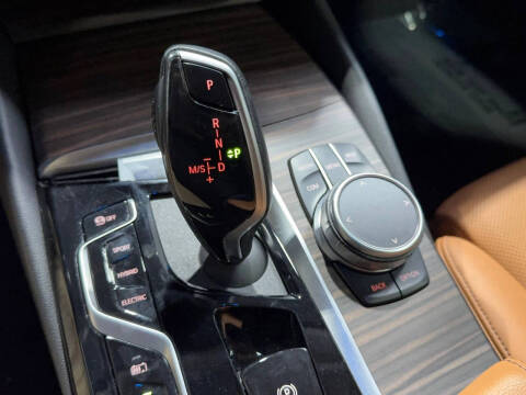 2022 BMW 5 Series 530e xDrive