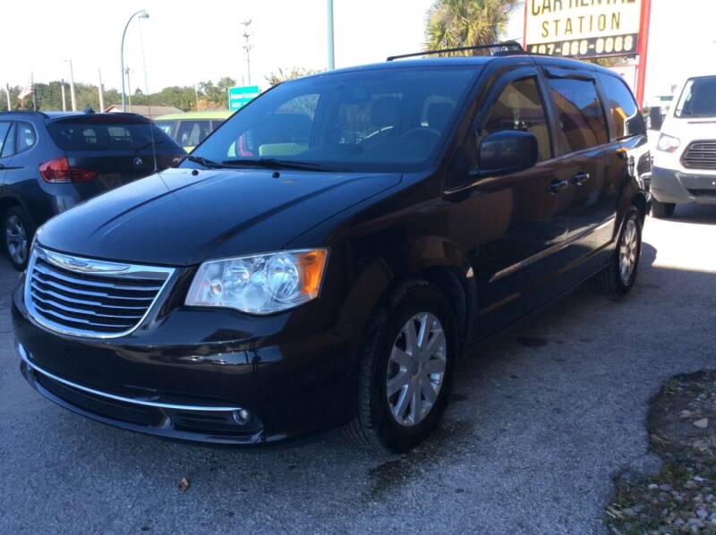 2014 Chrysler Town and Country for sale at Legacy Auto Sales in Orlando FL