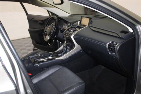 2017 Lexus NX 200t