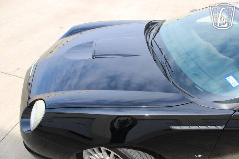 2004 Ford Thunderbird Deluxe