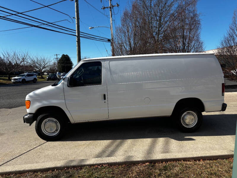 2004 Ford E-Series E-350 SD