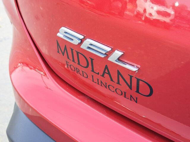2022 Ford Edge SEL