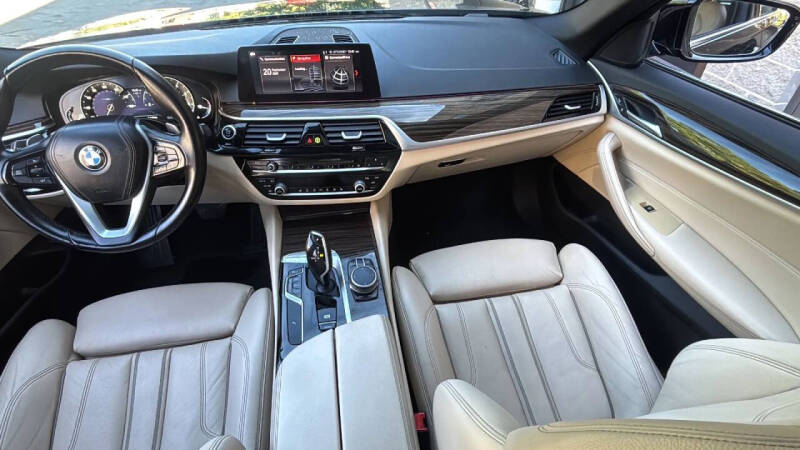 2019 BMW 5 Series 530i xDrive