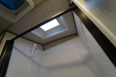 2021 Cruiser RV shadow  Cruiser