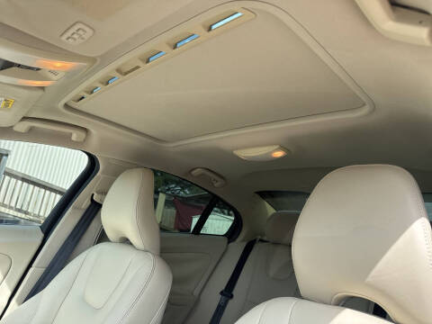 2015 Volvo S60 T5 Drive-E Platinum