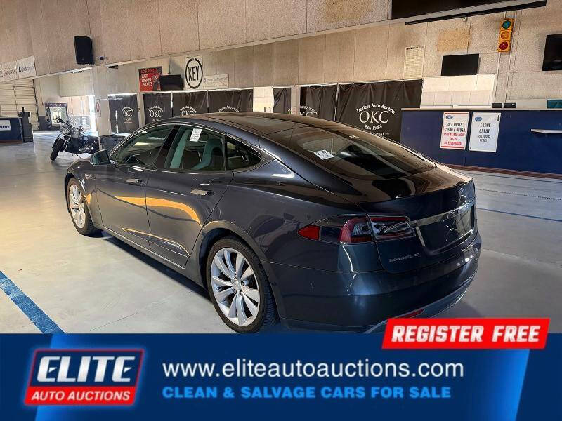 2014 Tesla Model S