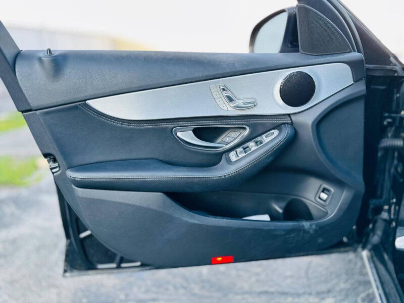 2016 Mercedes-Benz C-Class C 300